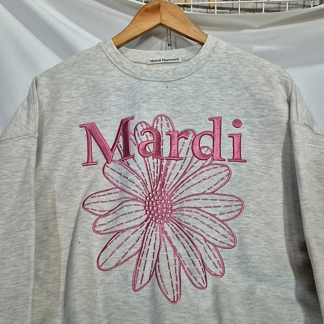 Mardi mercredi 마르디 메크르디 플라워 맨투맨 상품이미지2