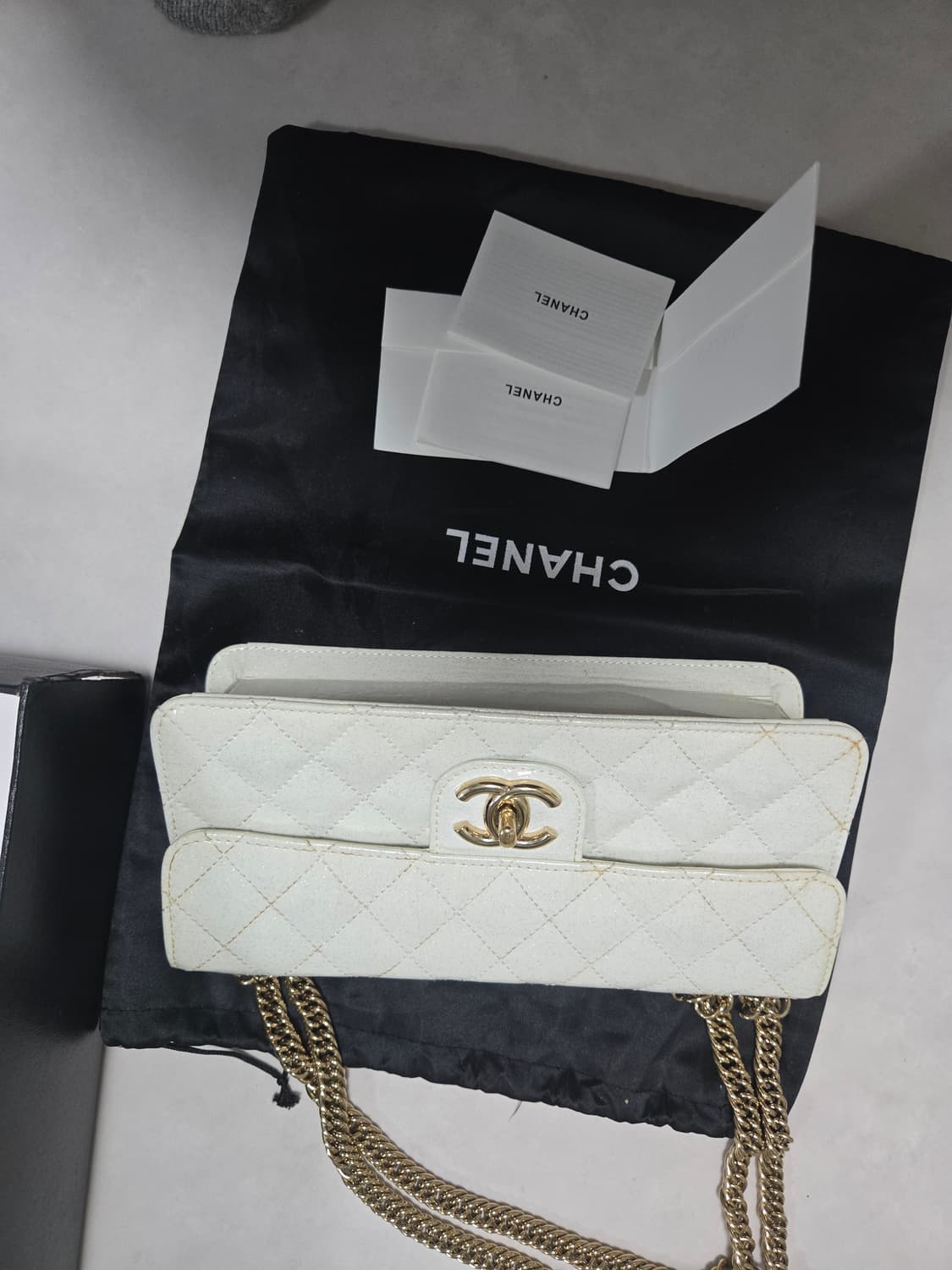 샤넬 페이던트 플립백 골드체인 상품이미지9
