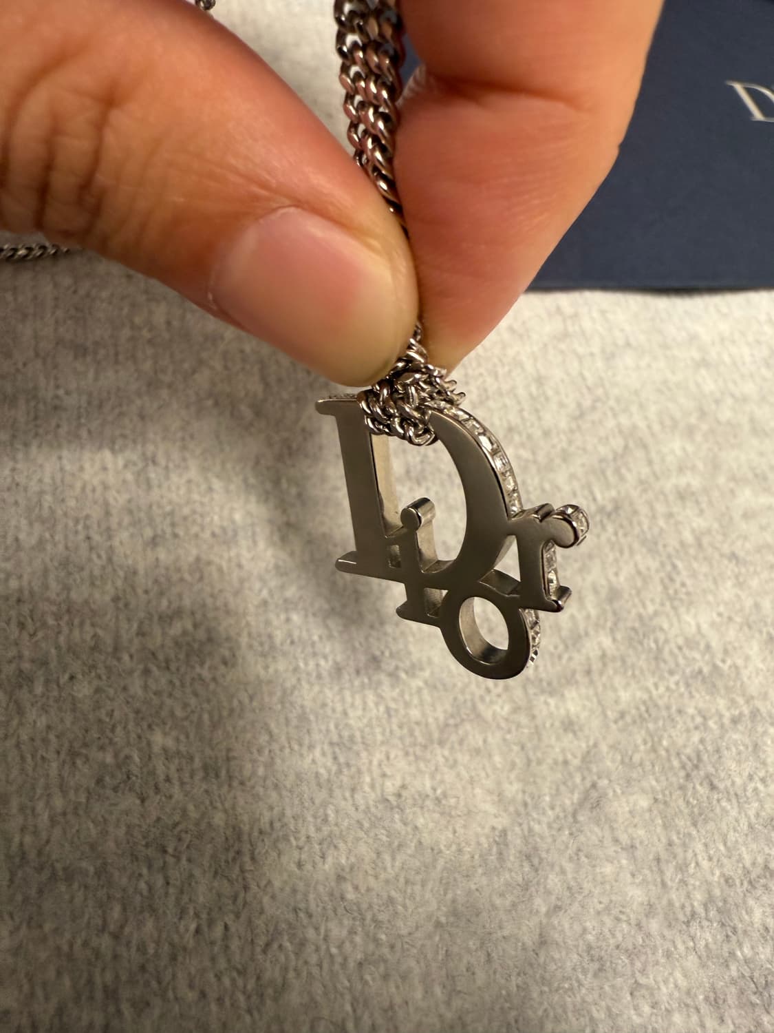 디올 오블리크 펜던트 목걸이 거의 새상품(25년10월) 상품이미지7