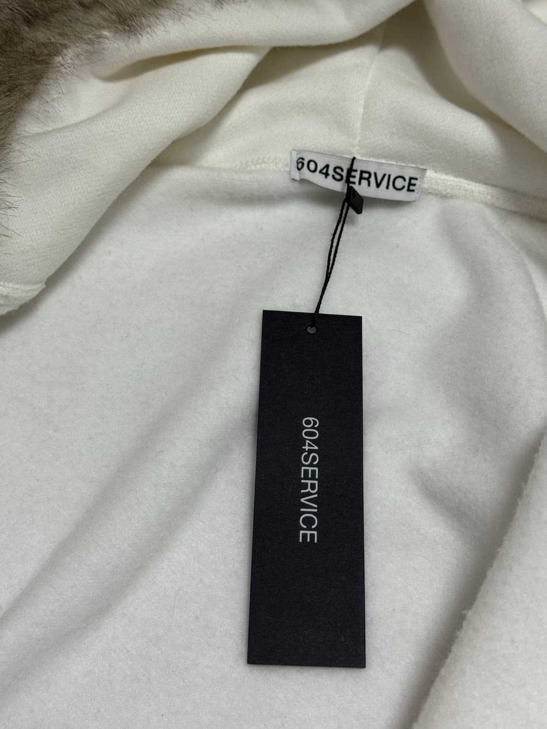 604service 서비스 스터드 폭스 퍼 후드집업 화이트 점퍼 y2k 상품이미지6