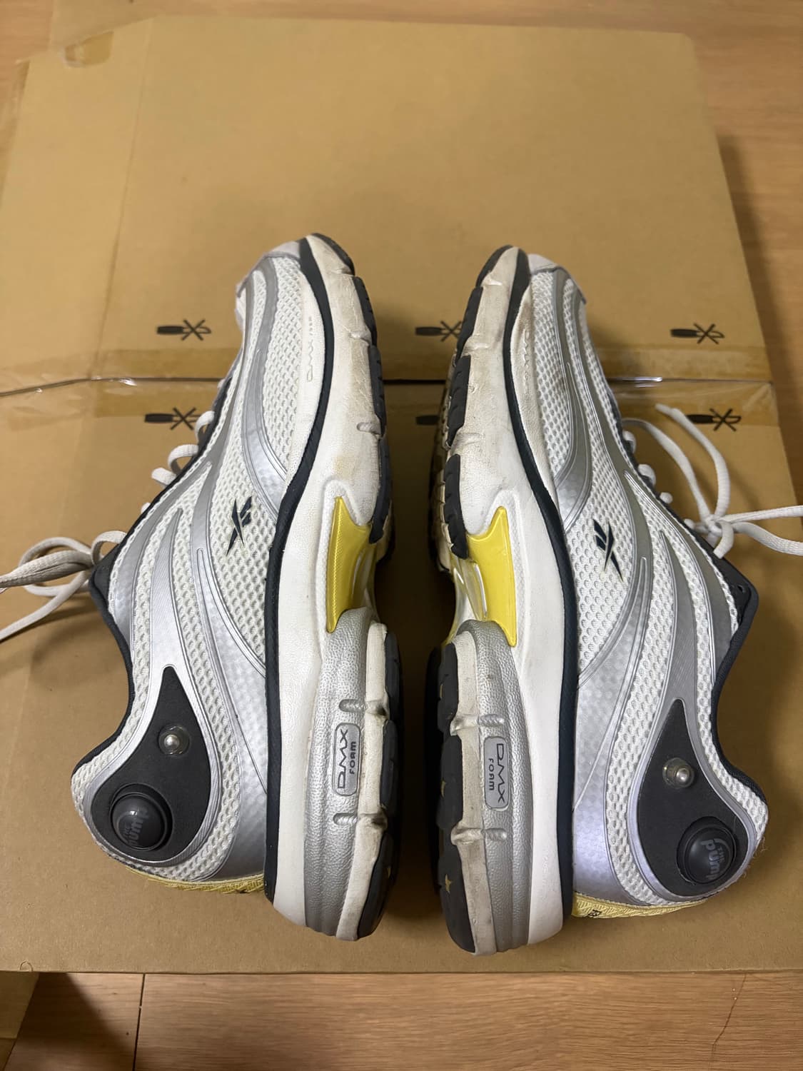 리복X라이풀 RBK 프리미어 펌프 패리스 (265) 상품이미지4