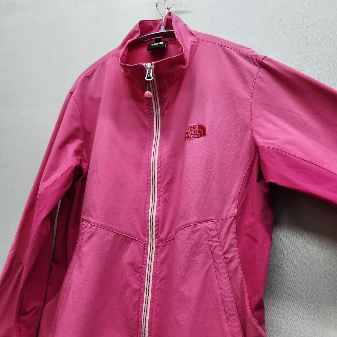 노스페이스 로고 바람막이 L(M) 상품이미지3