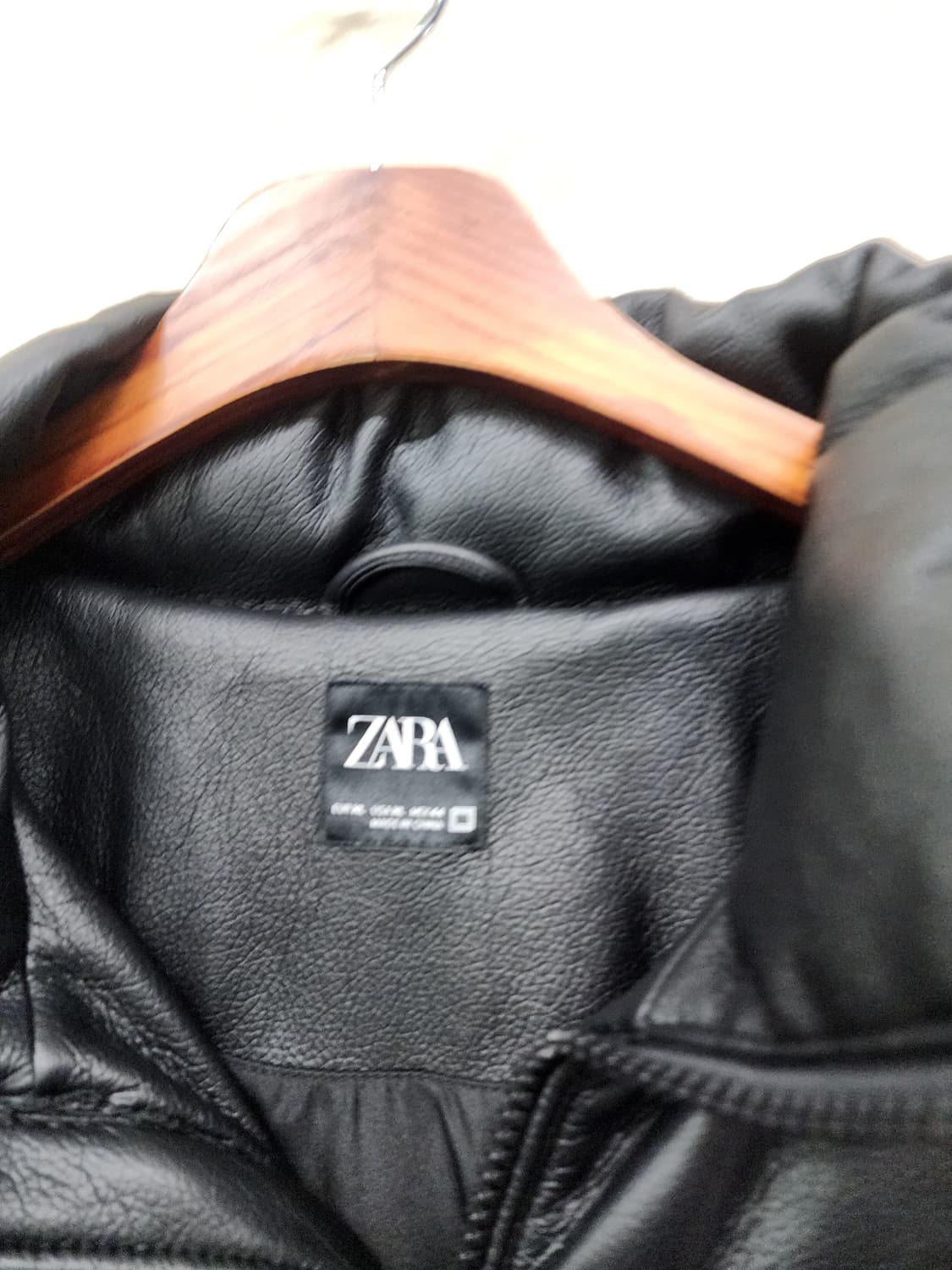 자라 레더 블랙 점퍼 XL 상품이미지4