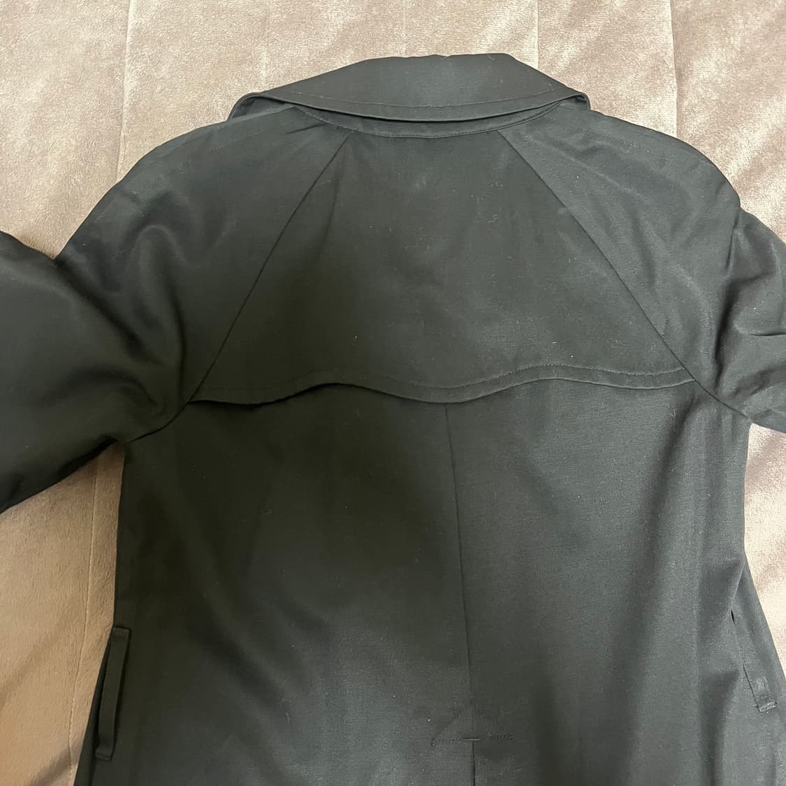 꼼데가르송 x H&M 협업 코트 상품이미지5