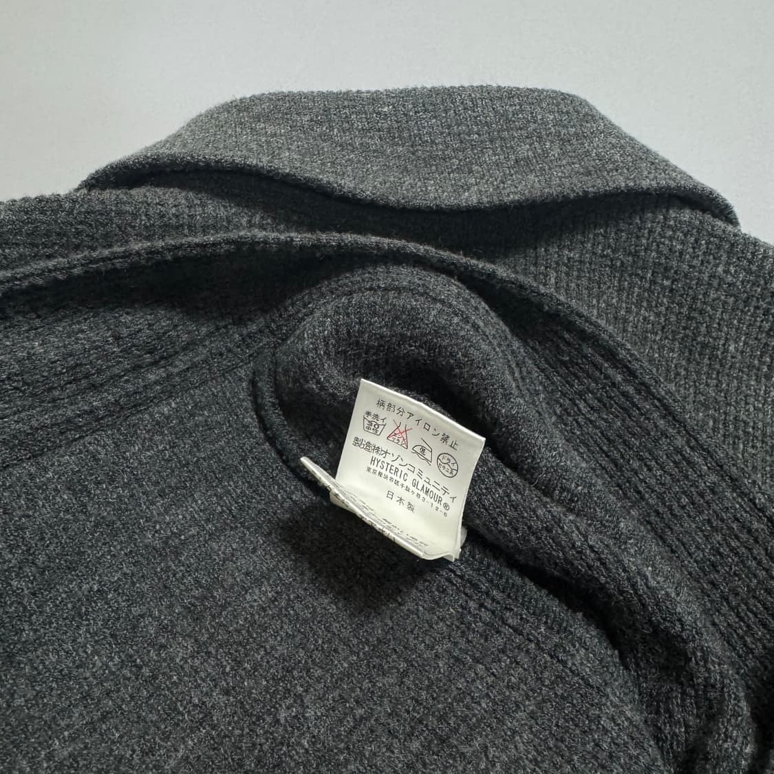 히스테릭글래머 차콜컬러 헤럴딕쉴드 양면 프린팅 아크릴 울 혼방 니트 자켓 상품이미지6