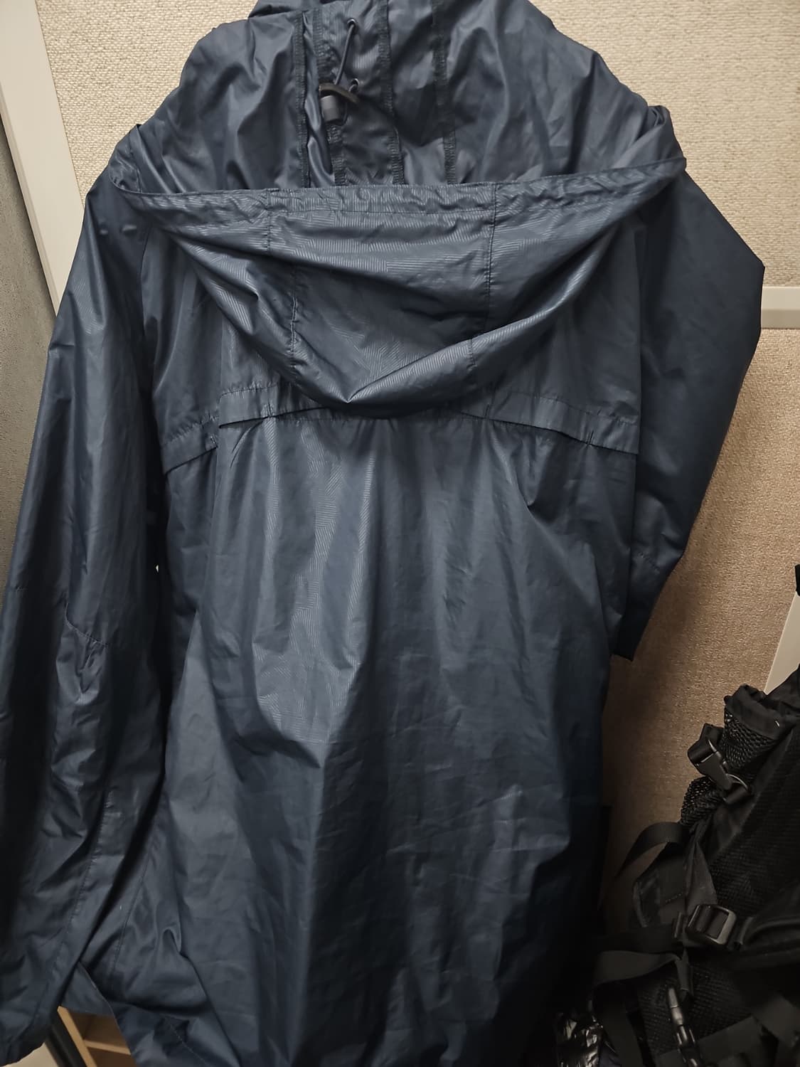 나이키 정품 바르셀로나 정품 바람막이 105사이즈 팝니다
 상품이미지2