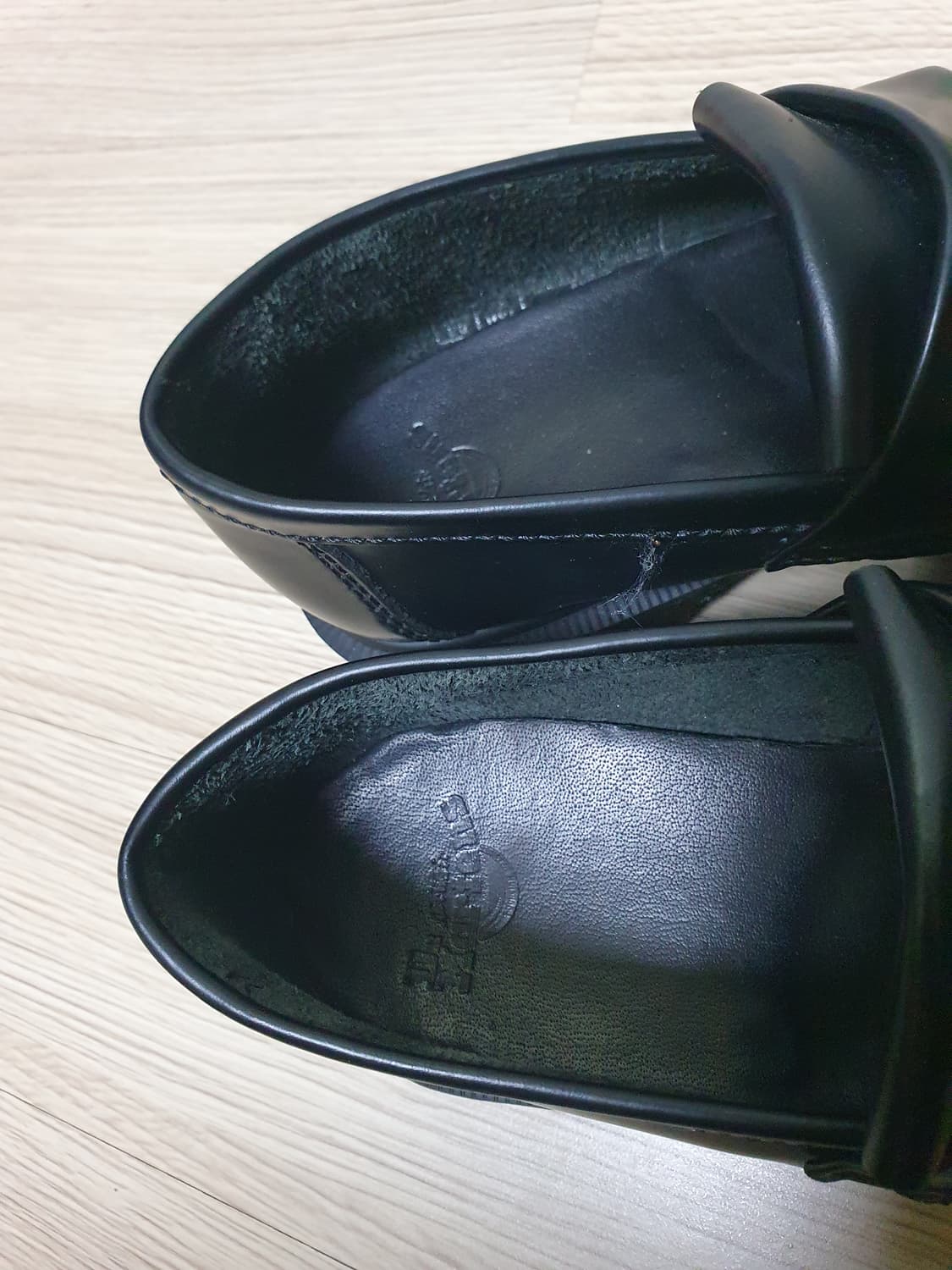 닥터마틴 아드리안 로퍼 240 상품이미지8