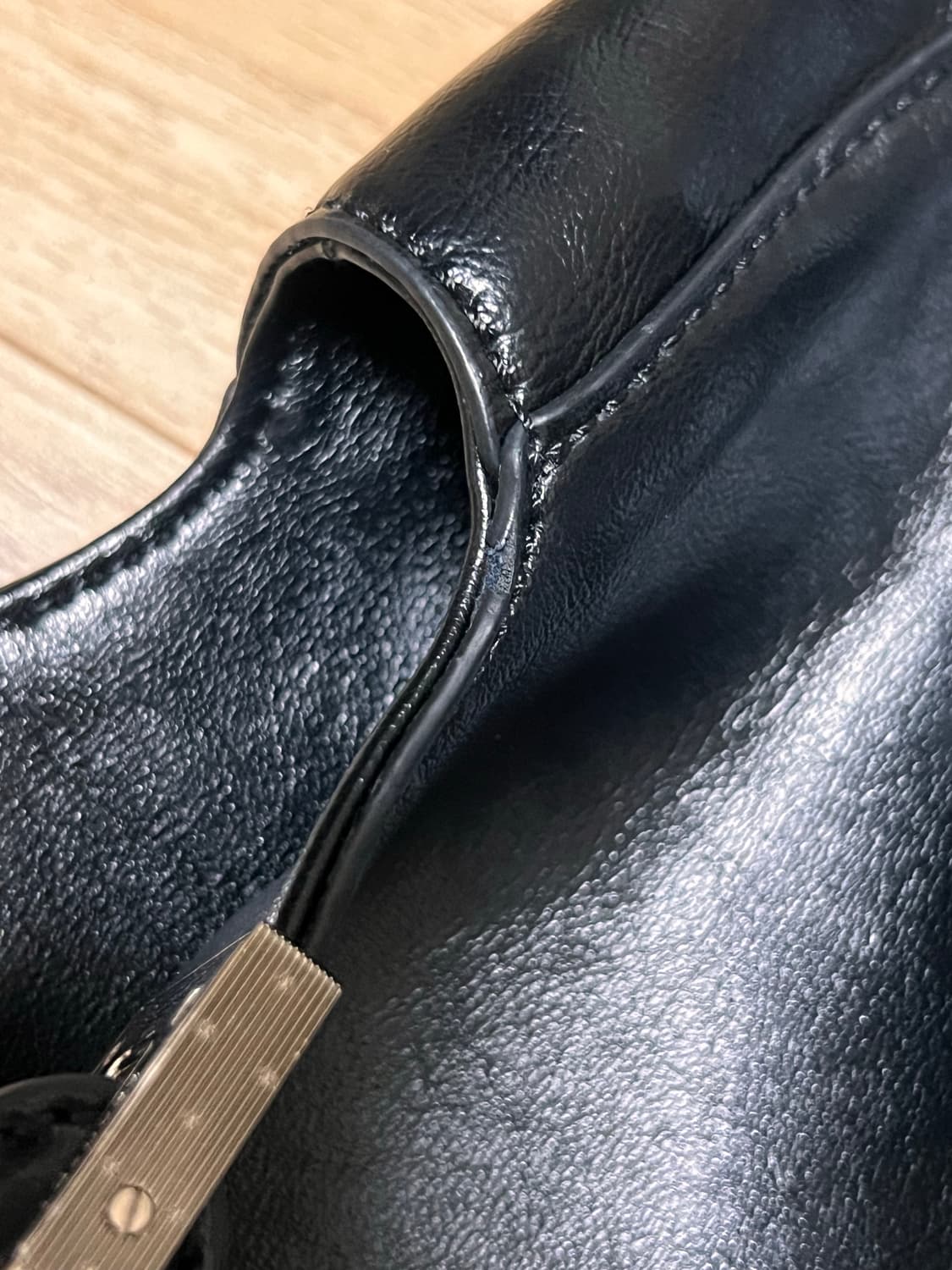 루에브르 블랙 숄더백-네고가능 상품이미지3