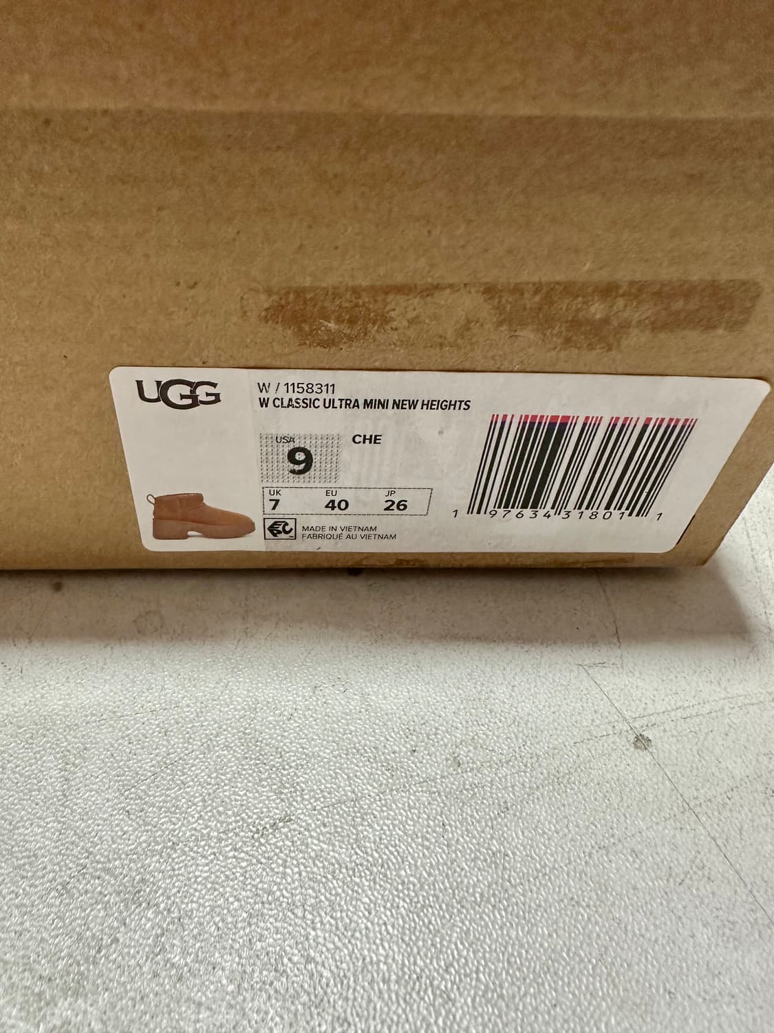 어그 클래식 울트라 미니 뉴하이츠 체스트넛  250,260새상품 상품이미지5