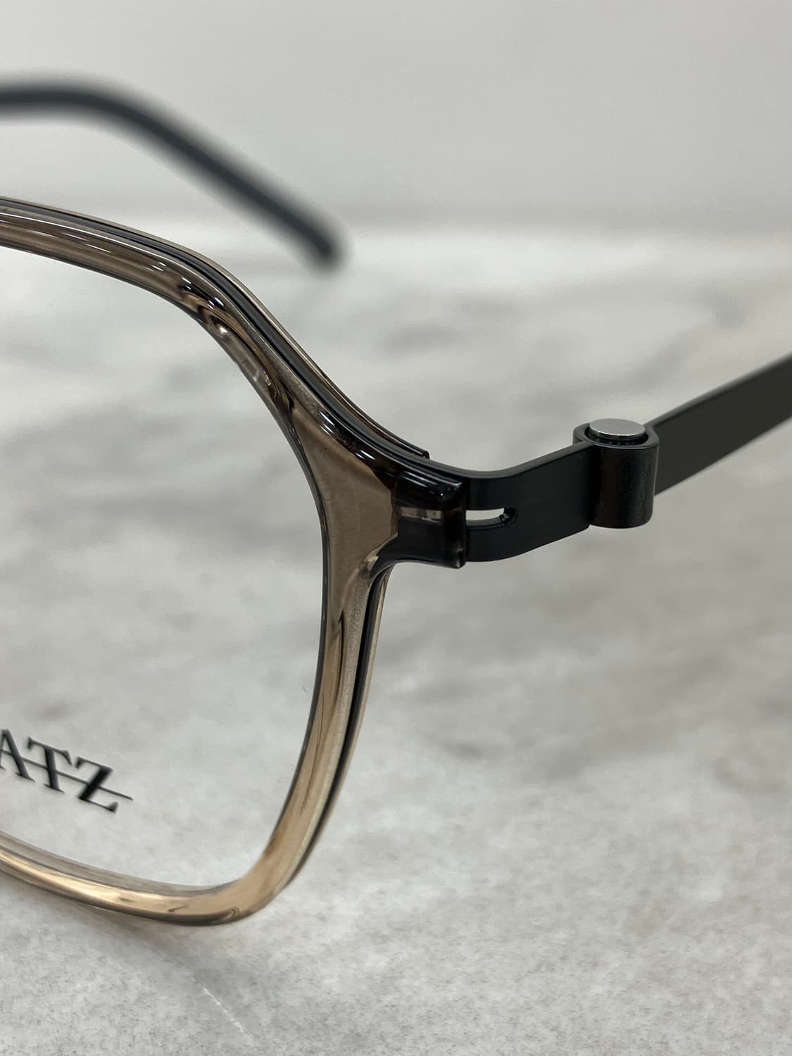 하츠 Hatz 차콜 클리어 투톤 솔텍스 웰링턴 메탈테 안경 상품이미지8