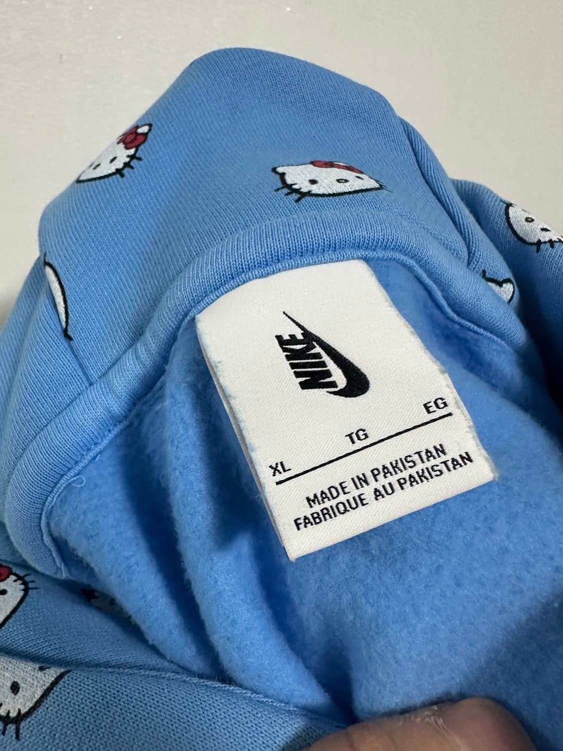 나이키 헬로키티 NRG 플리스 후드티 상품이미지3