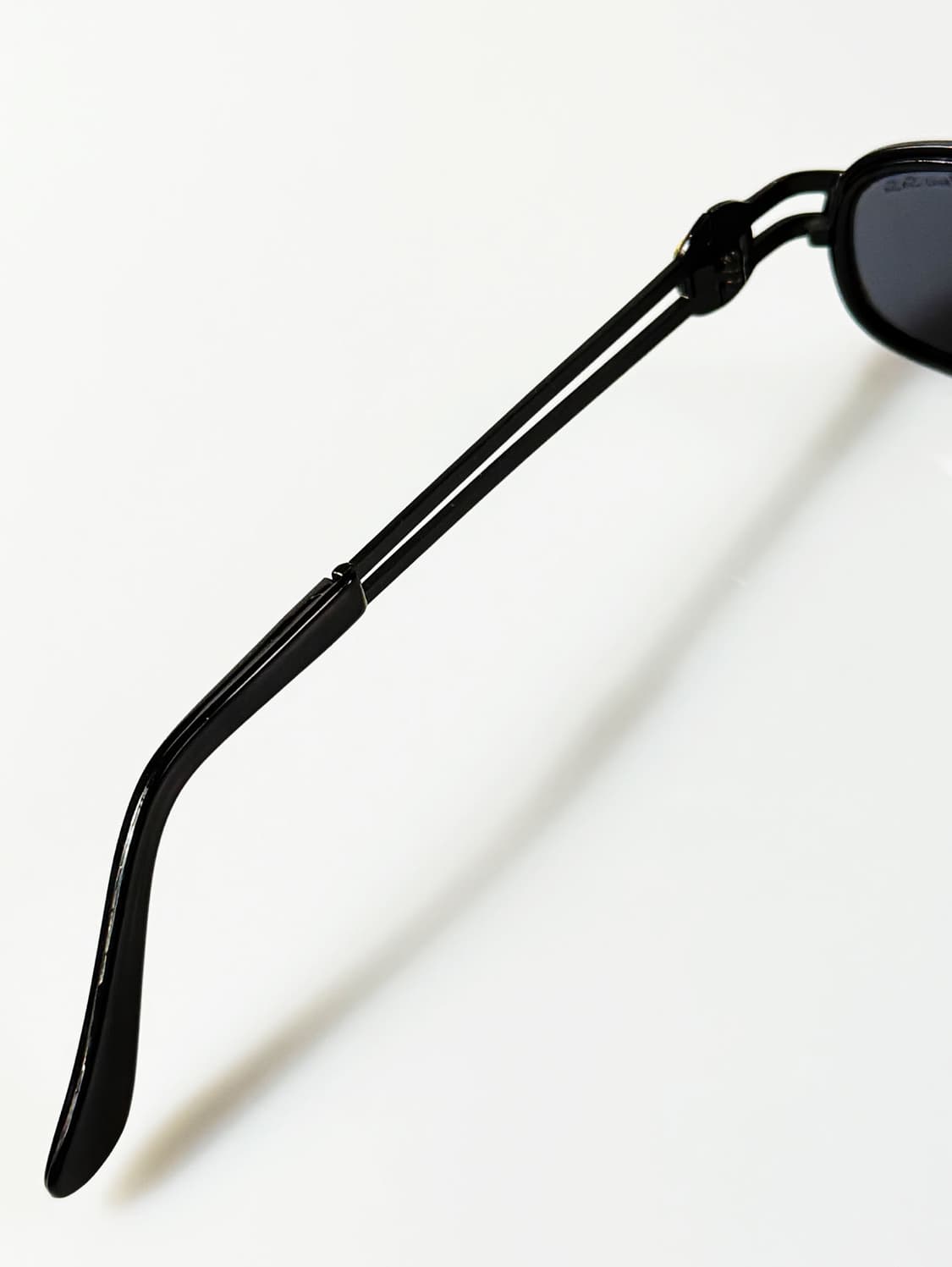 LOUIS SASA 블랙 골드 오벌 프레임 빈티지 선글라스 상품이미지8