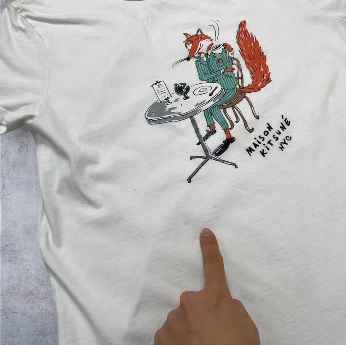 메종키츠네 화이트 올리 커피 폭스 반팔 티셔츠 M 상품이미지6