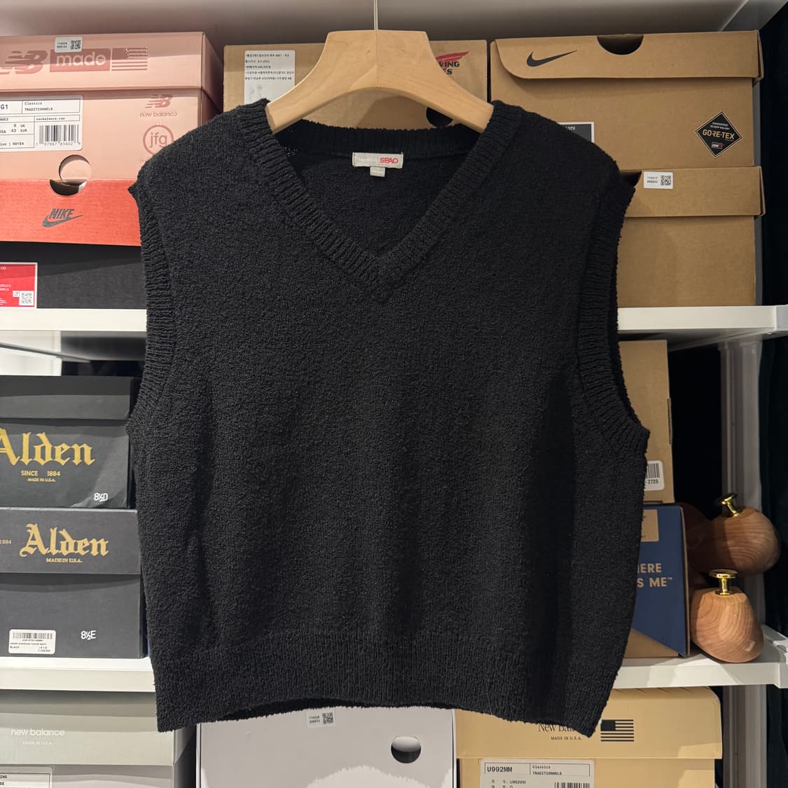 스파오 SPAO 블랙 브이넥 니트 베스트 조끼 L 상품이미지1