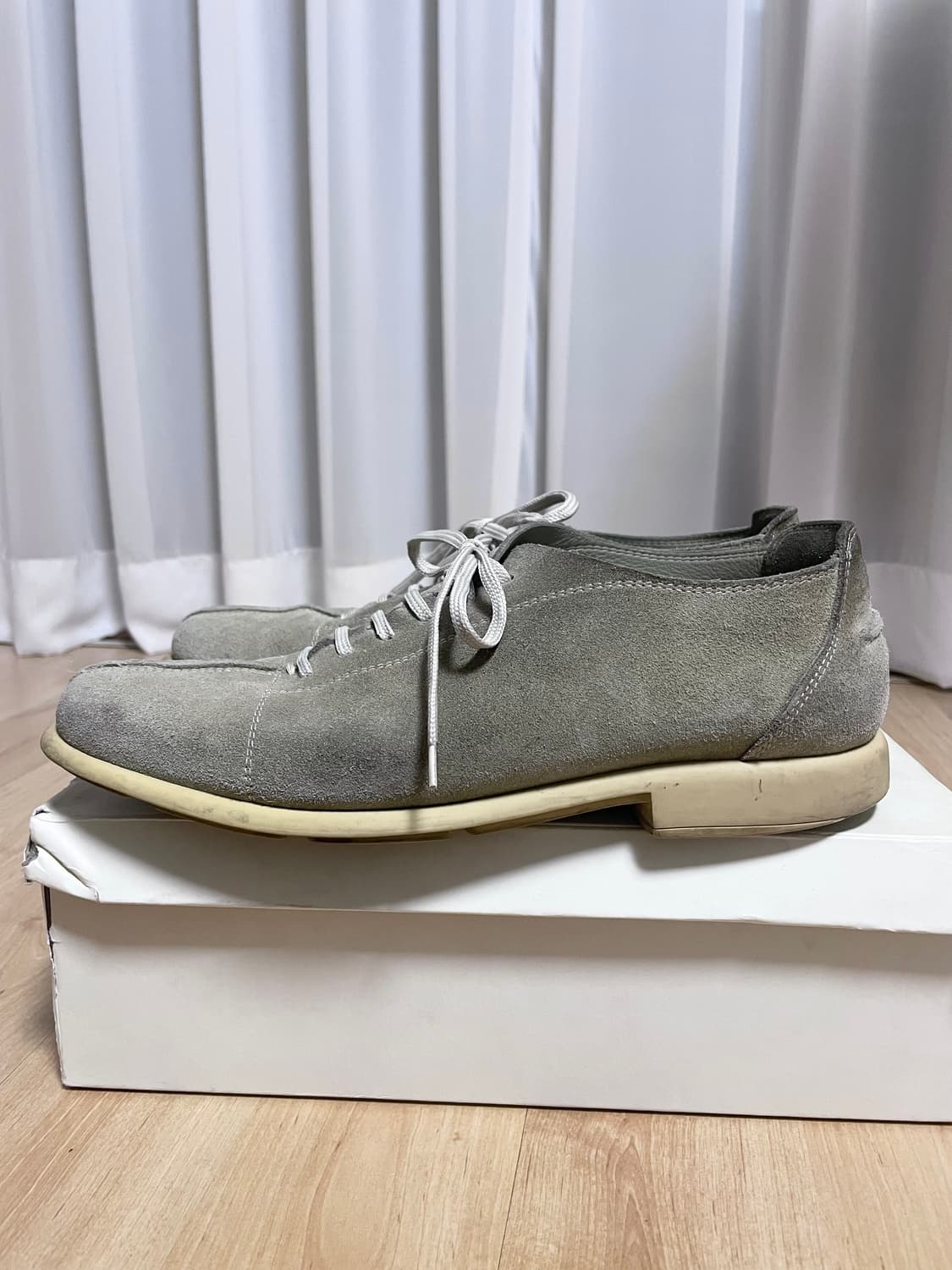 페라가모 스웨이드 레이스업슈즈 로퍼 프라다 상품이미지2