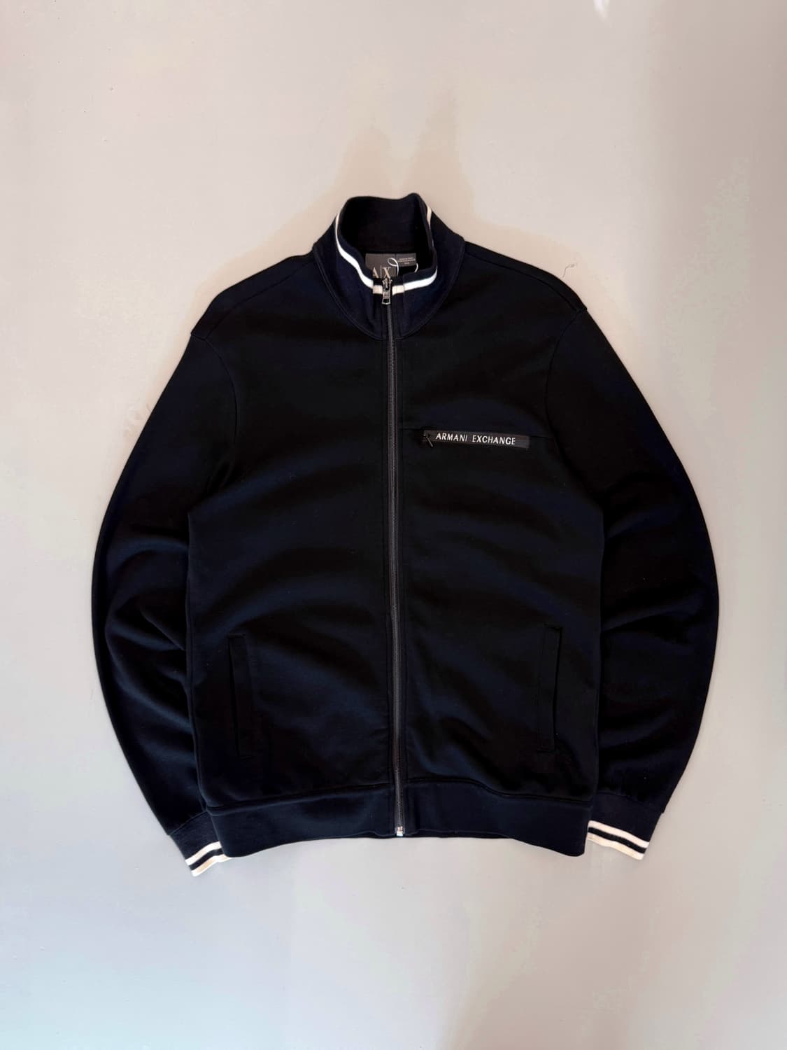 알마니 익스체인지 루즈핏 블랙 미니멀 트랙 집업 상품이미지1