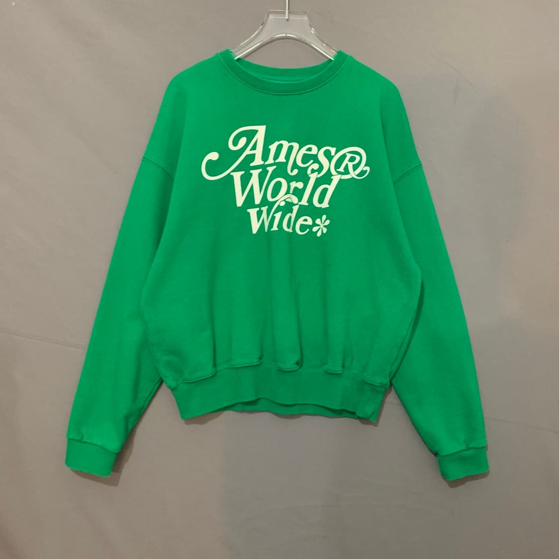 S 아메스 월드 와이드 시그니처 프린팅 오버핏 맨투맨 상품이미지2