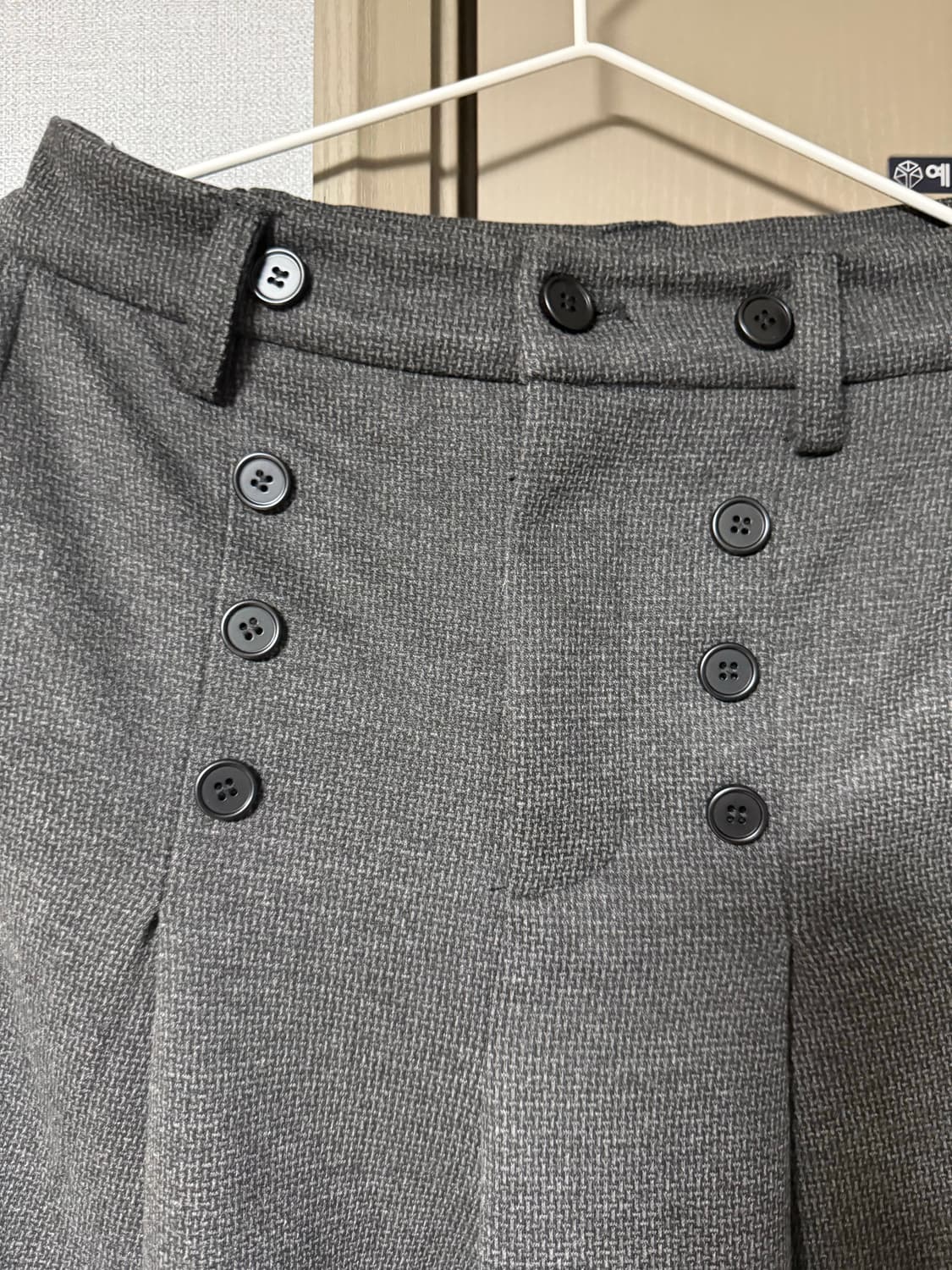 버튼 디테일 트라우저 상품이미지5