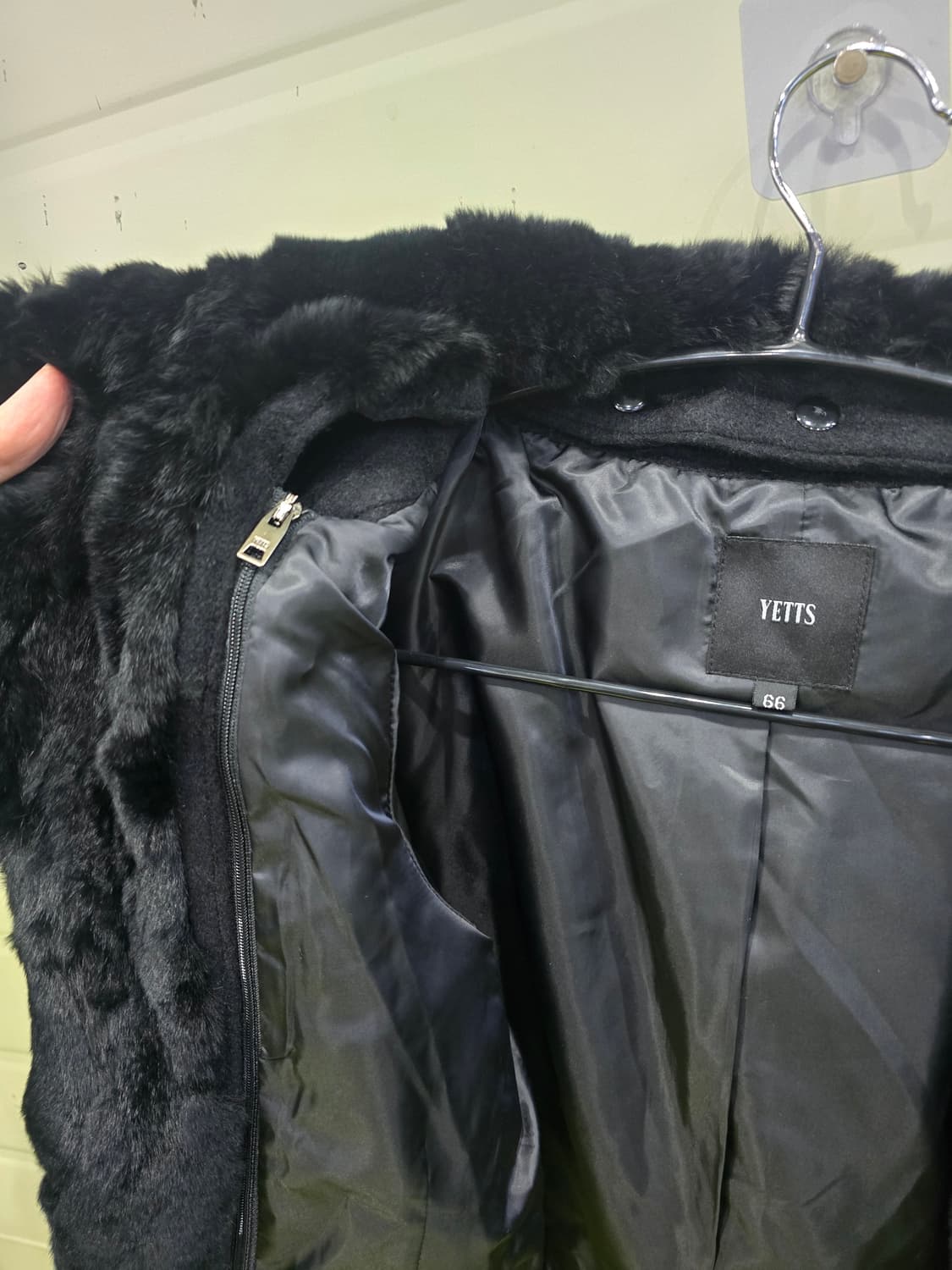 YETTS 후드 퍼 코트 블랙 상품이미지7