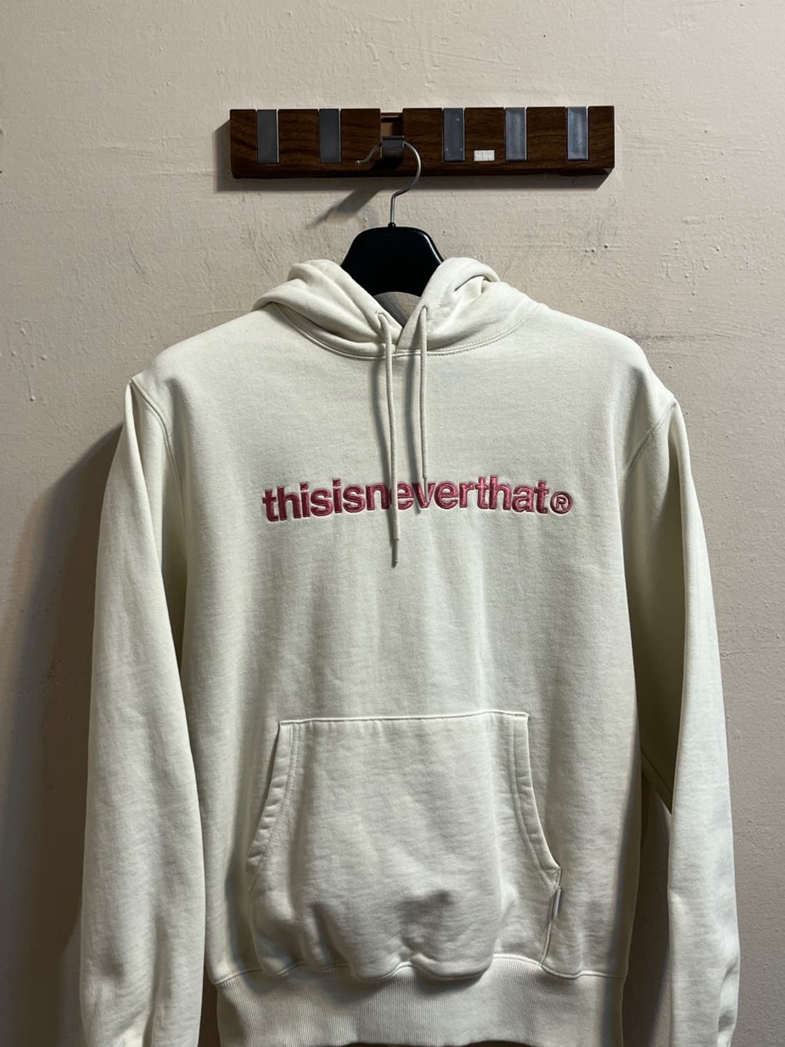 디스이즈네버댓 핑크 로고 화이트 후드티 (338) 상품이미지2