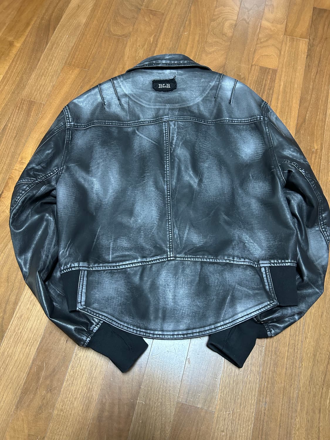 비엘알 레더 폴드런 바이커 크롭 자켓 그레이 상품이미지2