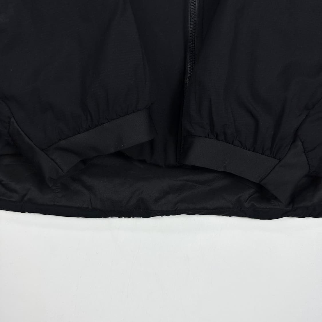 아크테릭스 아톰 풀오버 블랙 바람막이 자켓 (XXL) 상품이미지7
