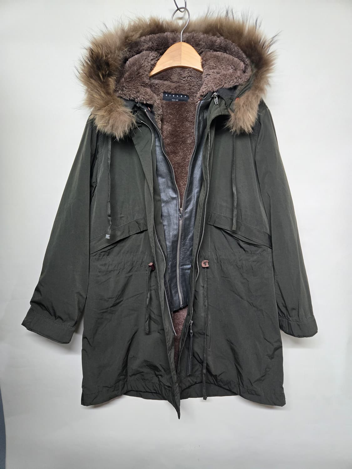 Sisley 여성 후드 롱라쿤  퍼  야상 패딩 42 상품이미지2