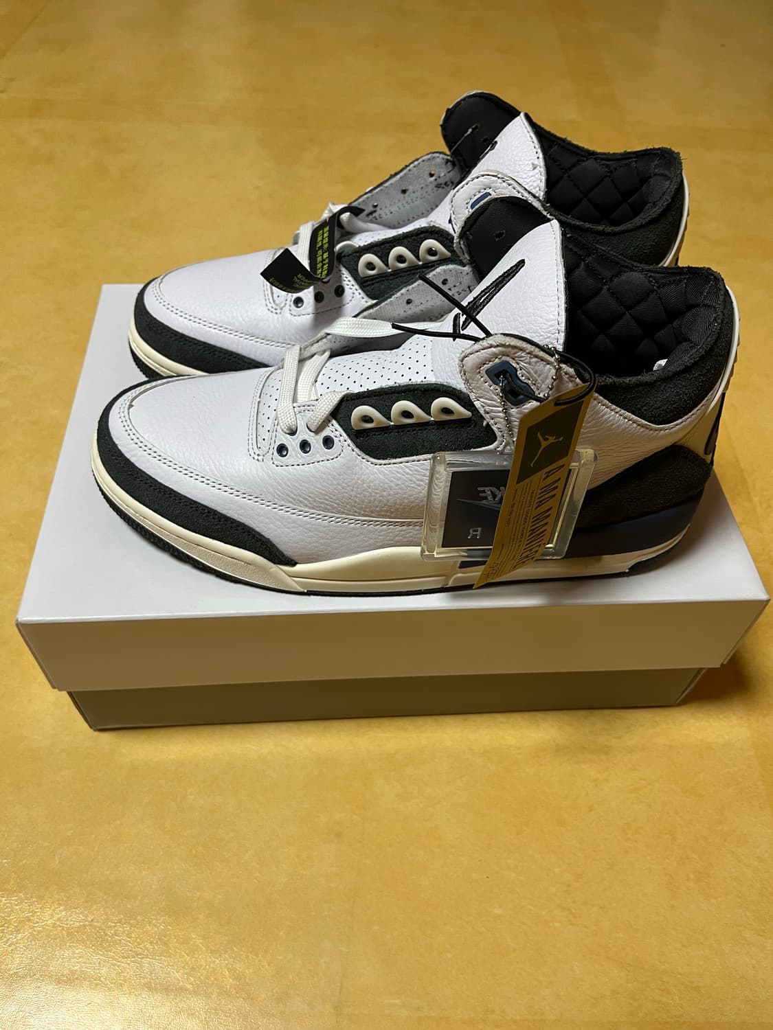 조던 3 아마 마니에르 270사이즈 새상품 팝니다. 상품이미지2