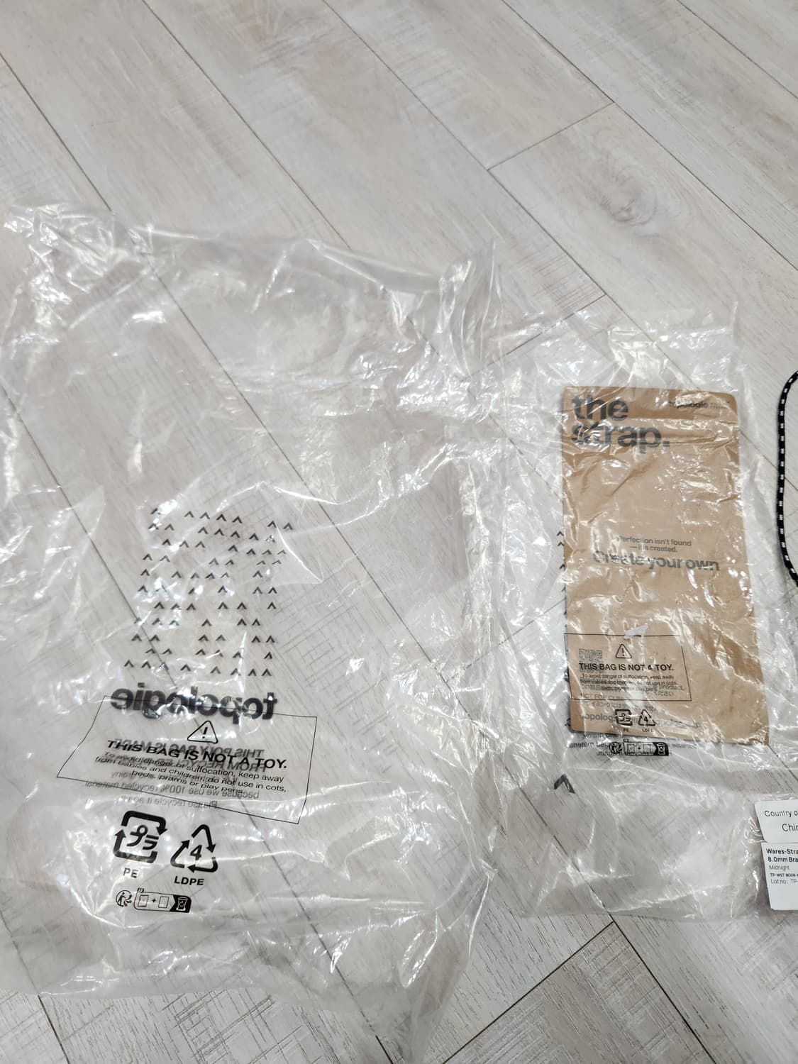 토폴로지 보틀 사코슈백 라지 상품이미지2