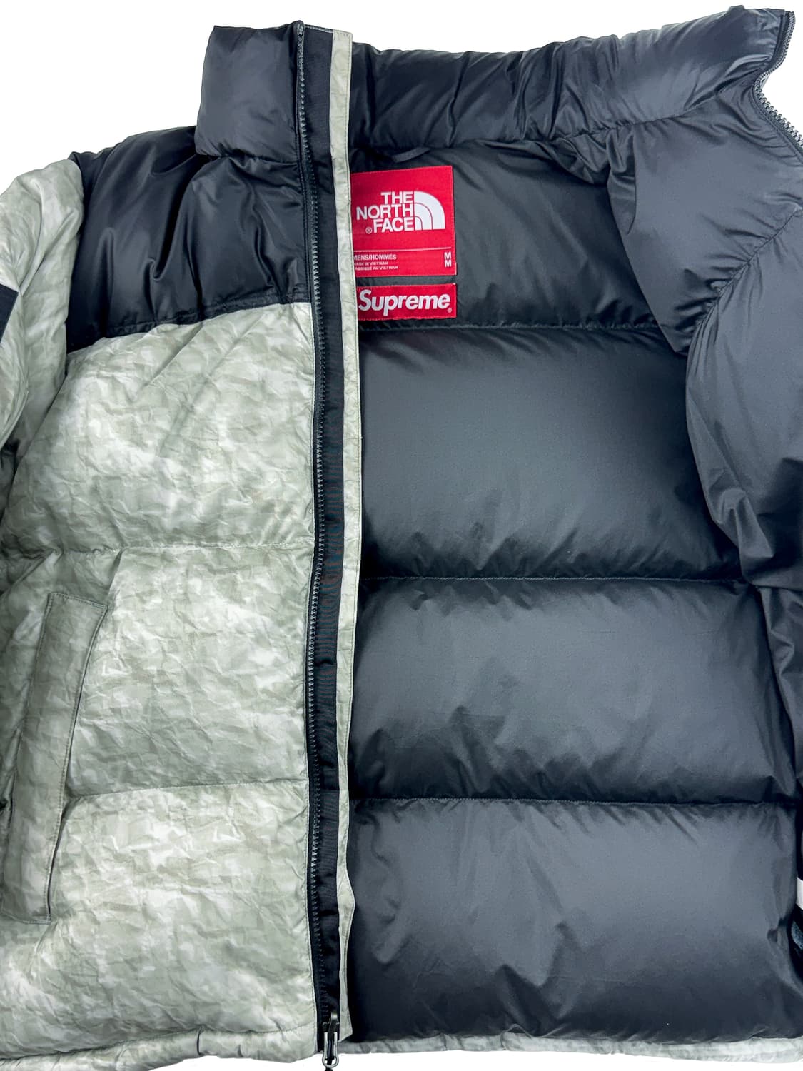 슈프림 x 노스페이스 페이퍼 프린트 눕시 자켓 상품이미지3