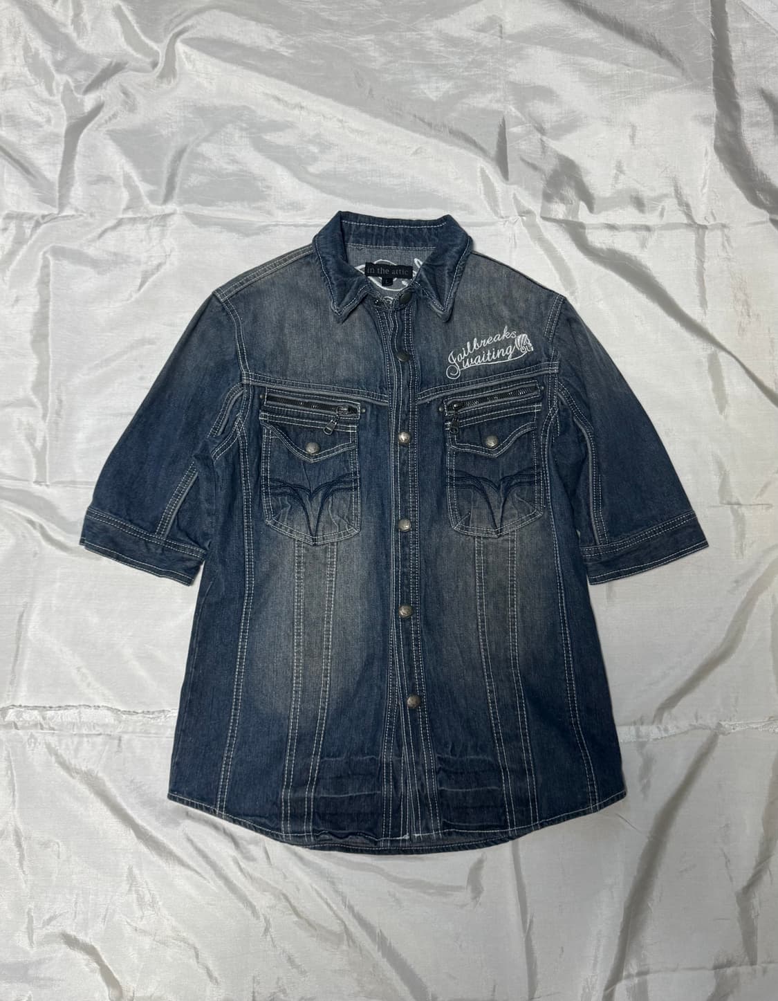 ”In the Attic“ Short Denim Jacket 상품이미지1