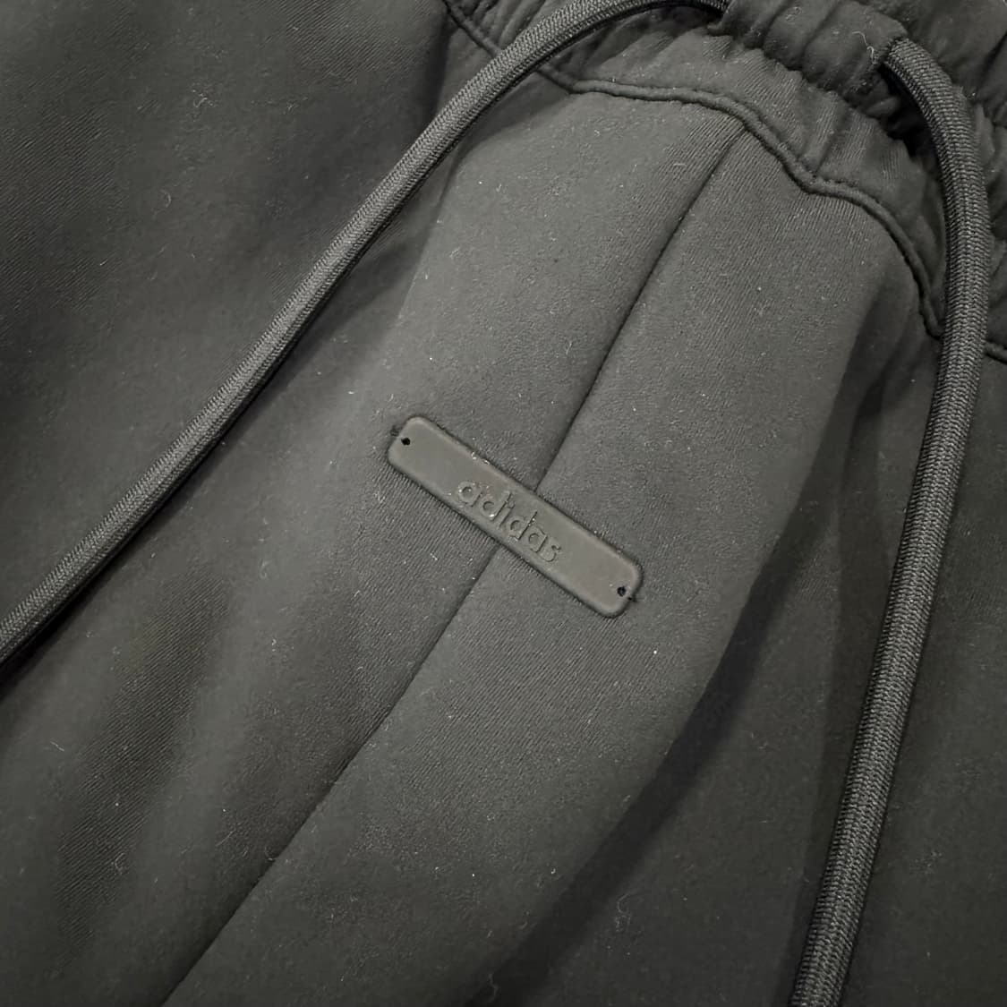 아디다스 x 피어오브갓 애슬레틱스 티어어웨이 팬츠 상품이미지4