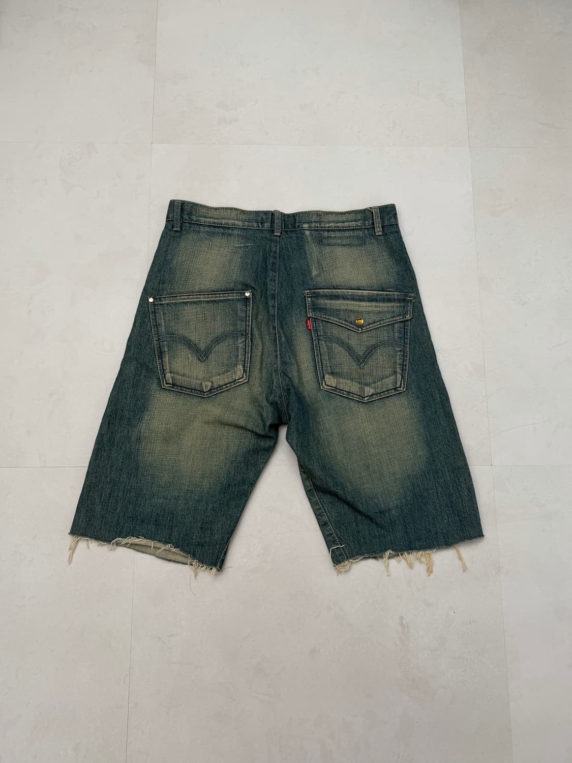 리바이스 엔지니어드 옐로우 워싱 하프팬츠 상품이미지7