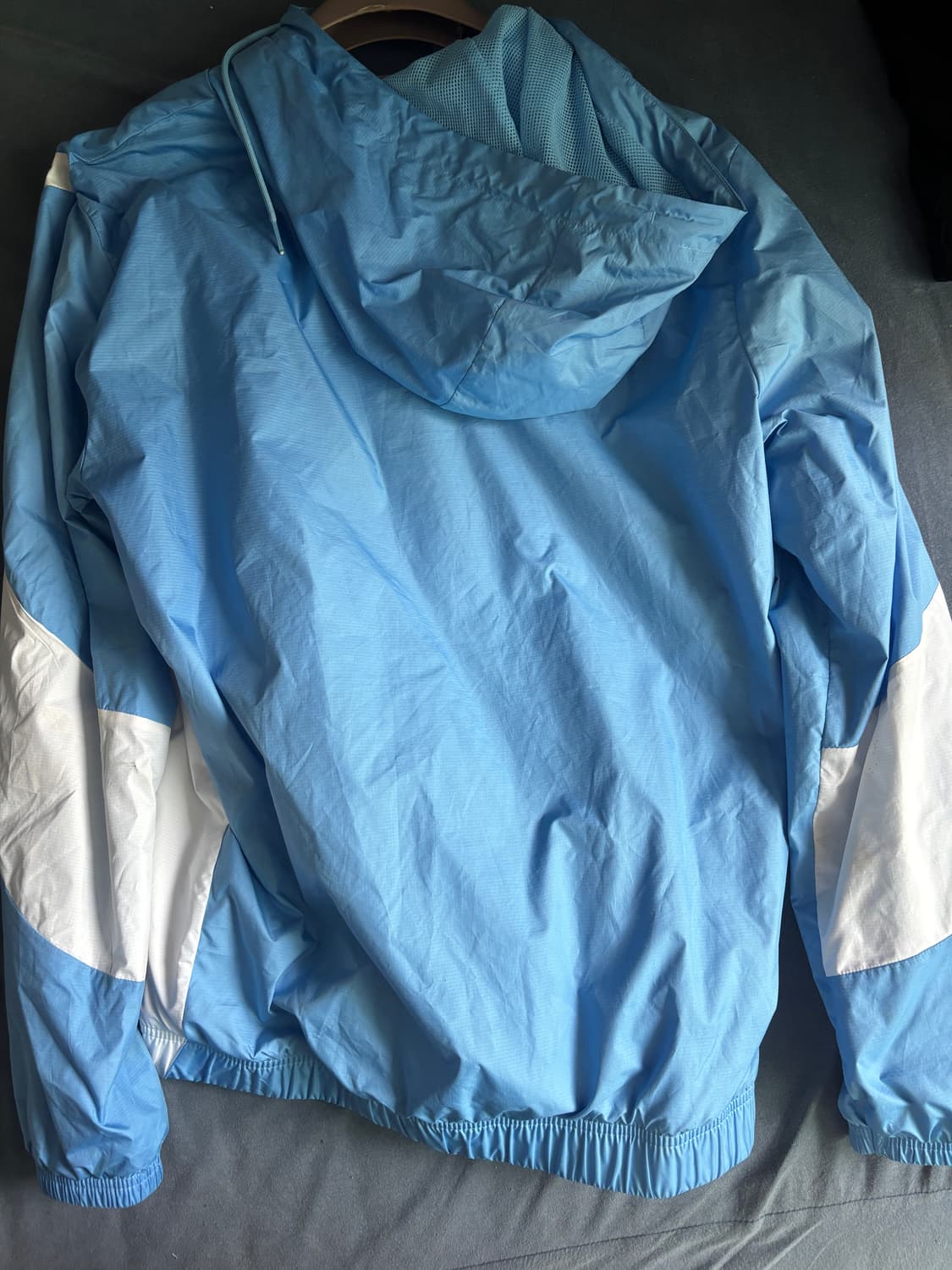 푸마 맨시티 23/24 바람막이 S 상품이미지2