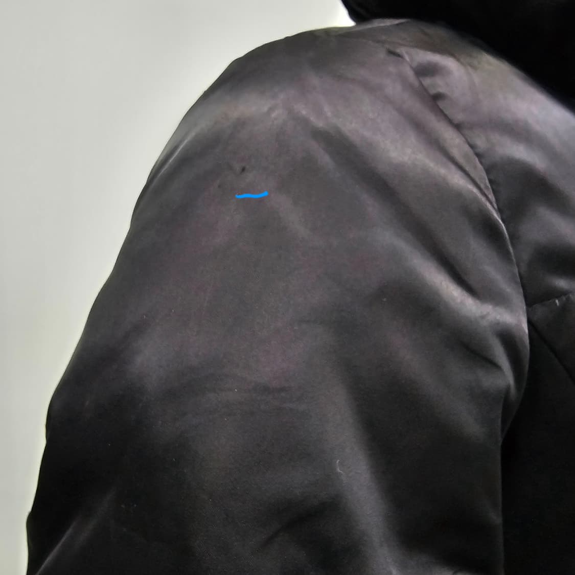 프릴 다운 블랙 여성 패딩 코트 상품이미지10