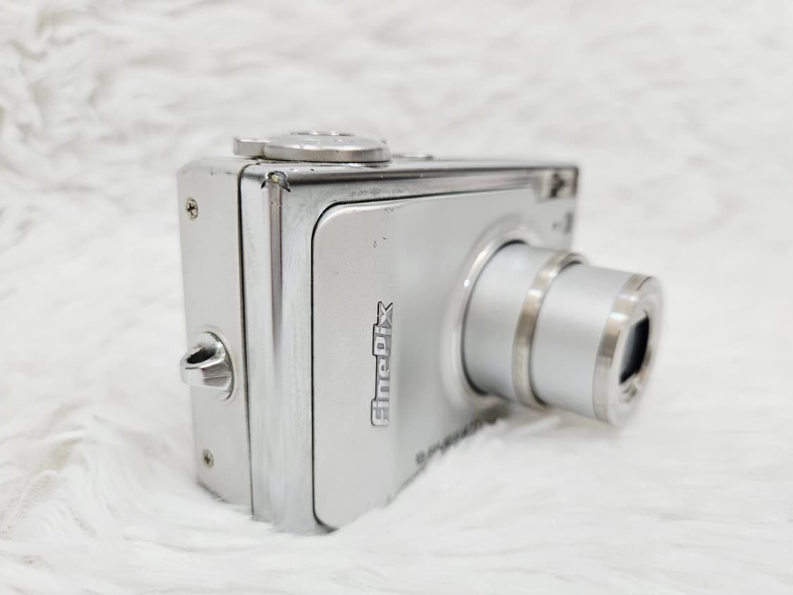 [B급] 후지필름 FinePix F10 빈티지 디카, 디지털카메라 판매 상품이미지2