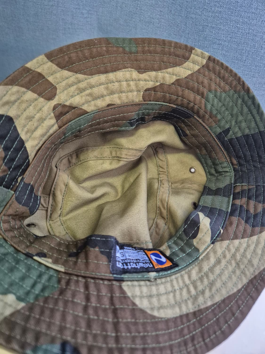 뉴하탄 카모 패턴 버킷햇 S/M 상품이미지4