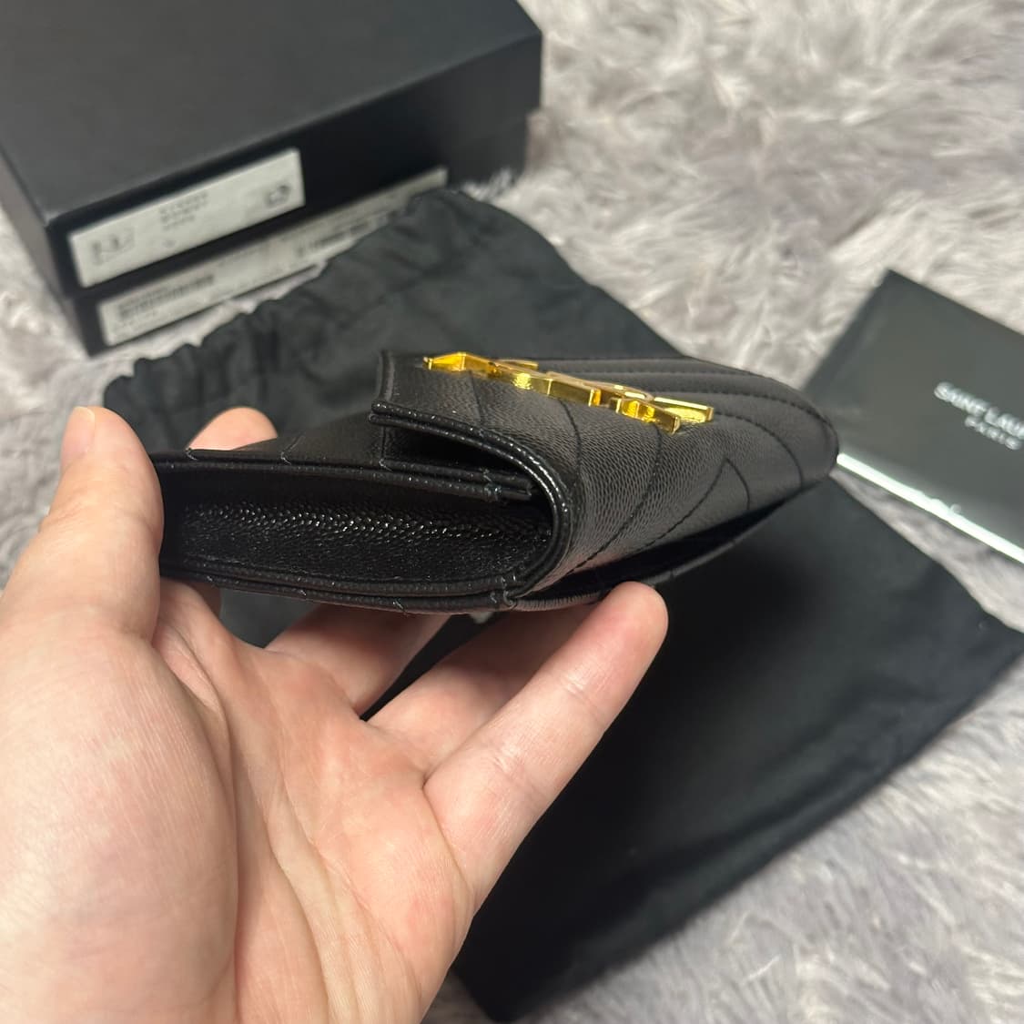 [풀구성] 입생로랑 마틀라세 엔벨로프 중지갑 블랙 상품이미지8