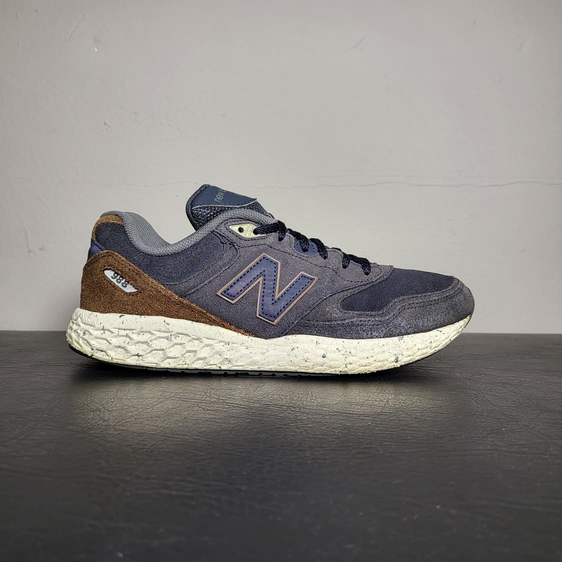 뉴발란스 운동화 265m 988 상품이미지1