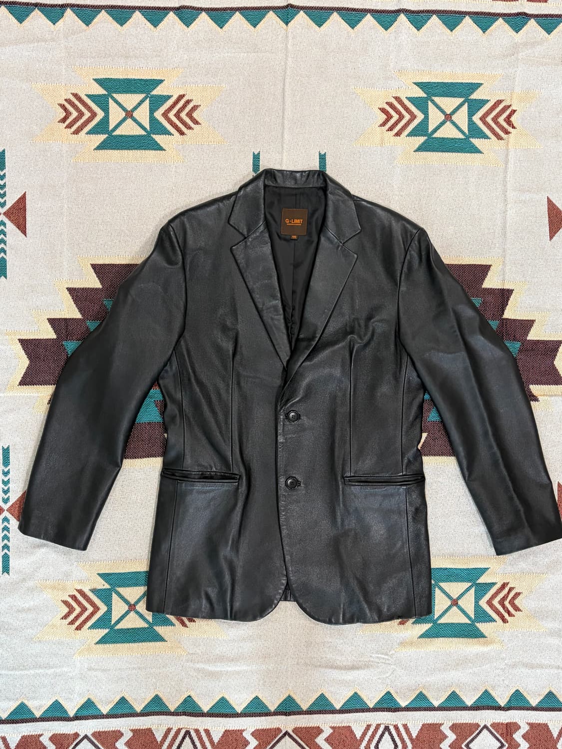 G•Limit 양가죽 투버튼 클래식 블레이저 상품이미지1