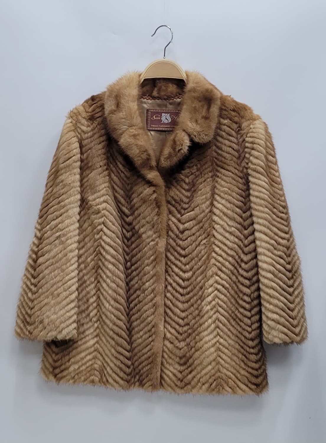 SanHe 천연 밍크 하프 코트 / 여 FREE
 상품이미지1