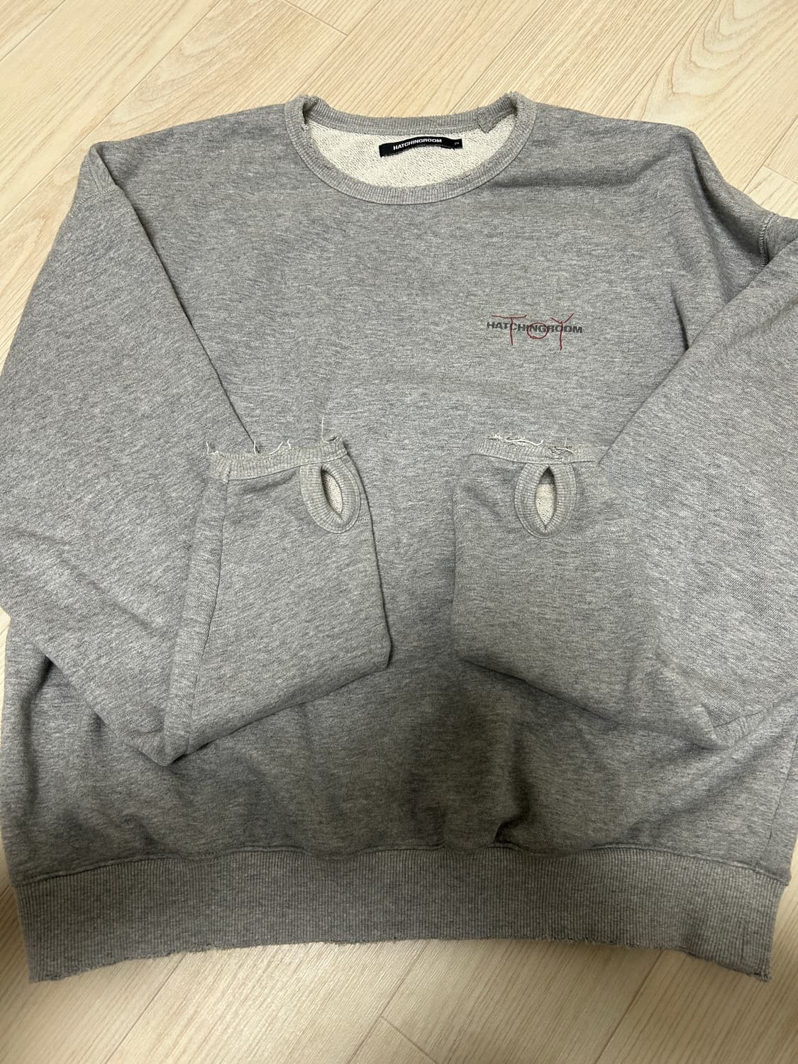 해칭룸 스웻 맨투맨 상품이미지2