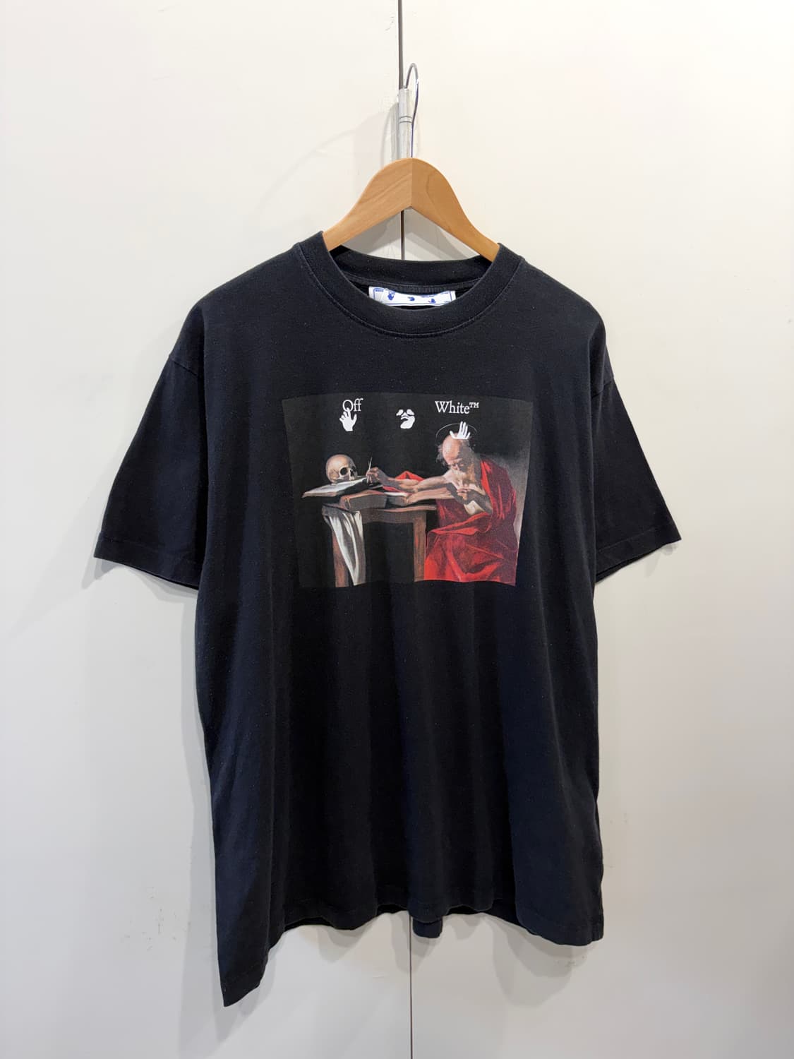 오프화이트 카라바조 프린팅 반팔 티셔츠 상품이미지2