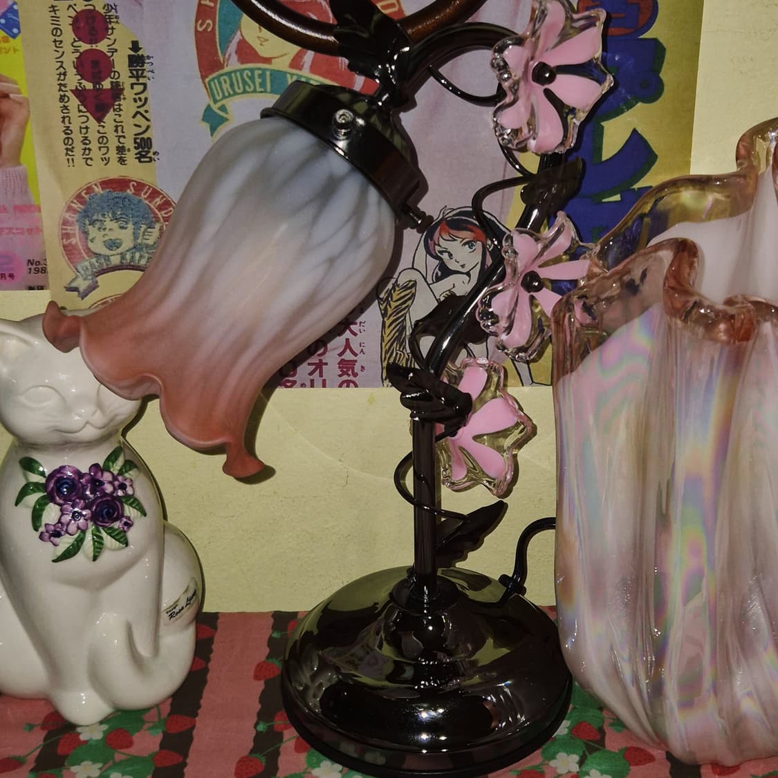 00s 레트로 불투명 프릴 쉐이드 핑크 꽃잎 램프 상품이미지10