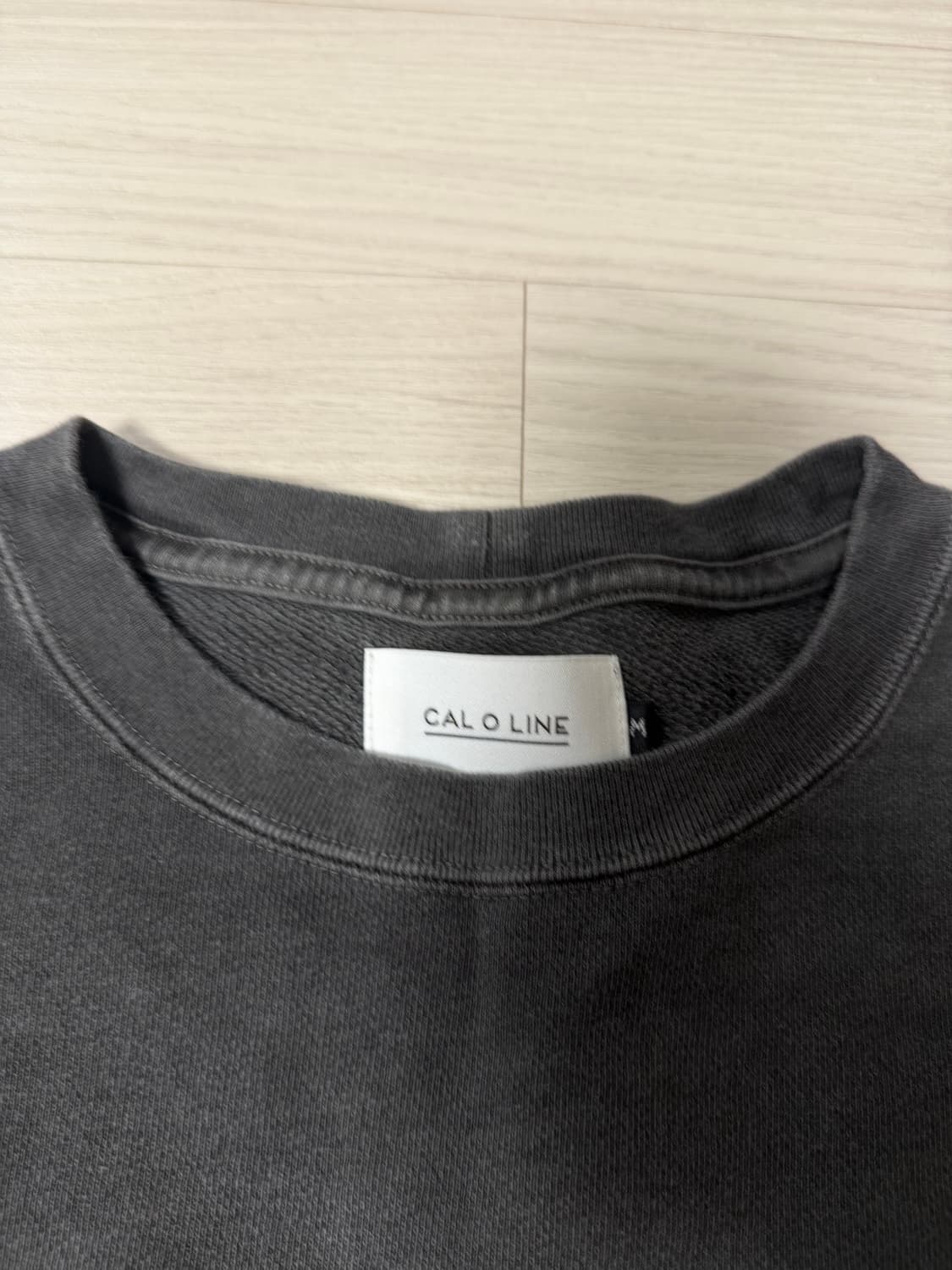 [M] 칼오라인 차콜 칠부니트 상품이미지4