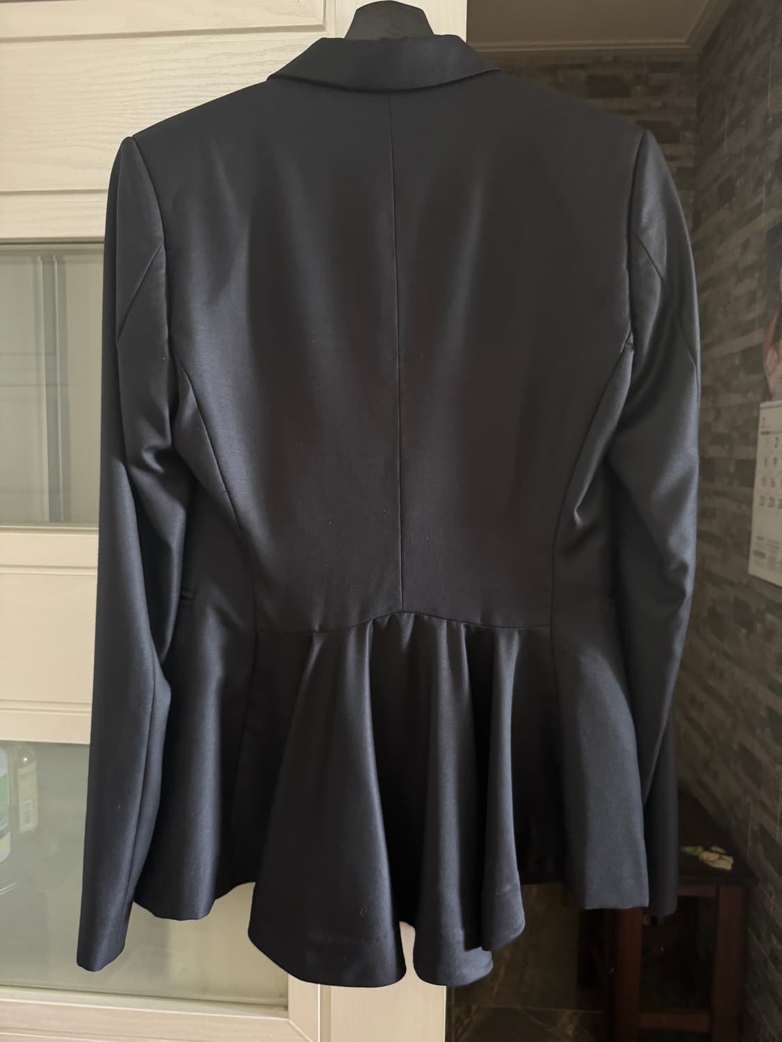 Aaron esh 아론애쉬 블랙 싱글버튼 블레이저 상품이미지9