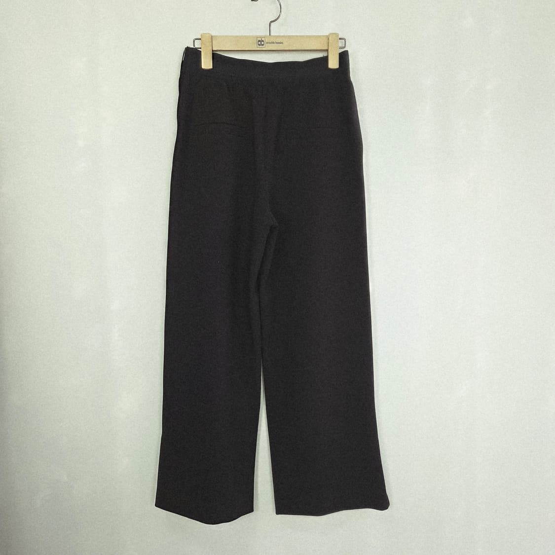 오즈세컨 한섬 백밴딩 자수 포켓 팬츠 블랙 봄.가을 64사이즈 상품이미지2