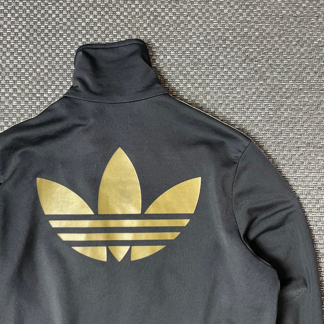 아디다스 파이어버드 빅로고 트랙탑 블랙 골드 져지 85 상품이미지4