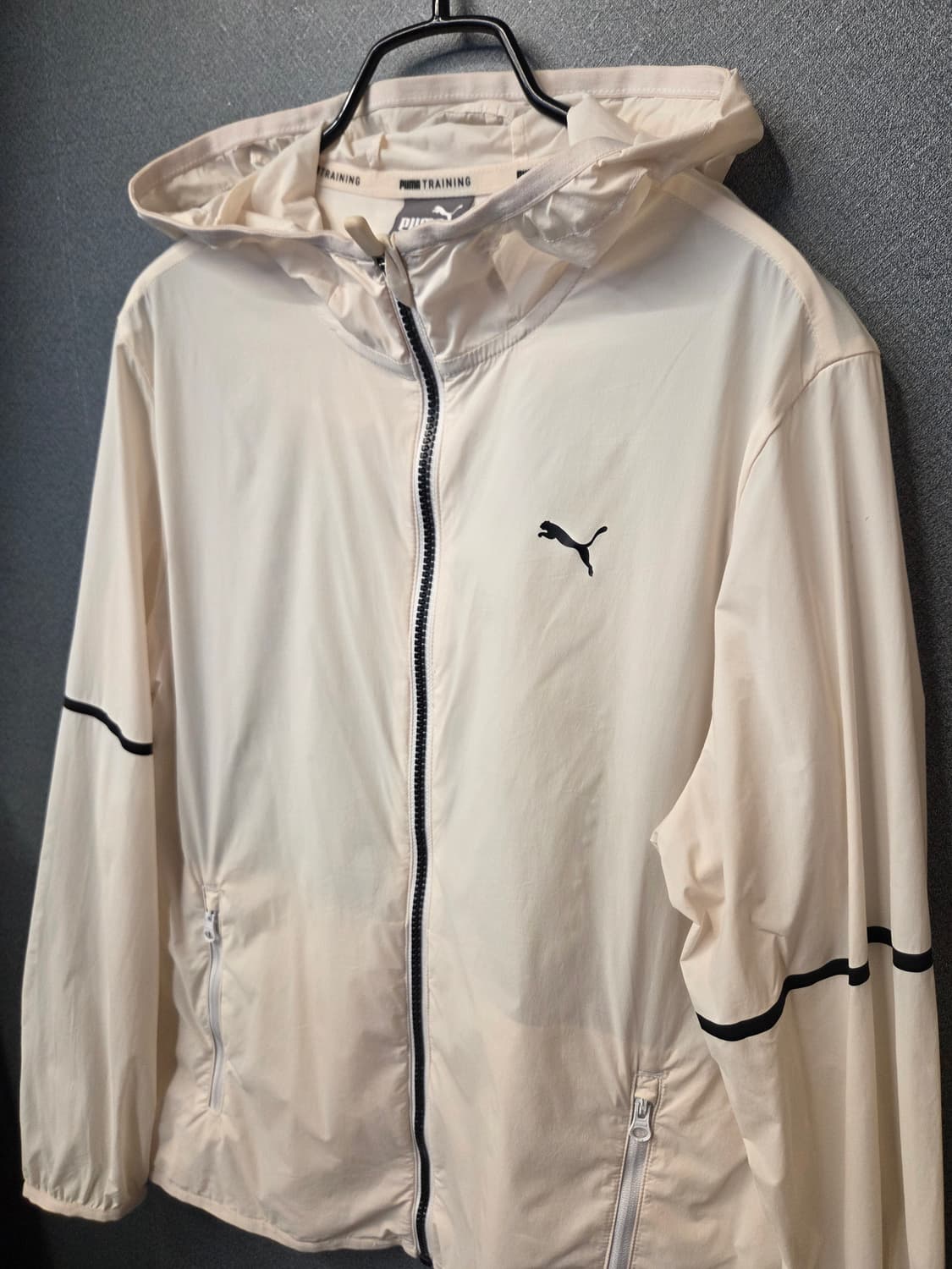 푸마 초경량바람막이  상품이미지3