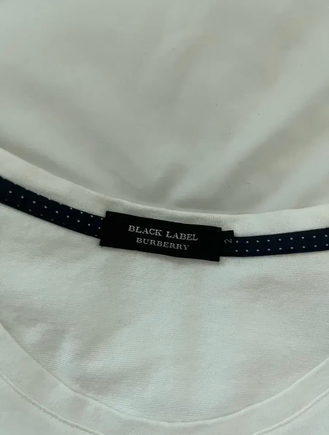 버버리 정품 스트라이프 롱슬리브 상품이미지2